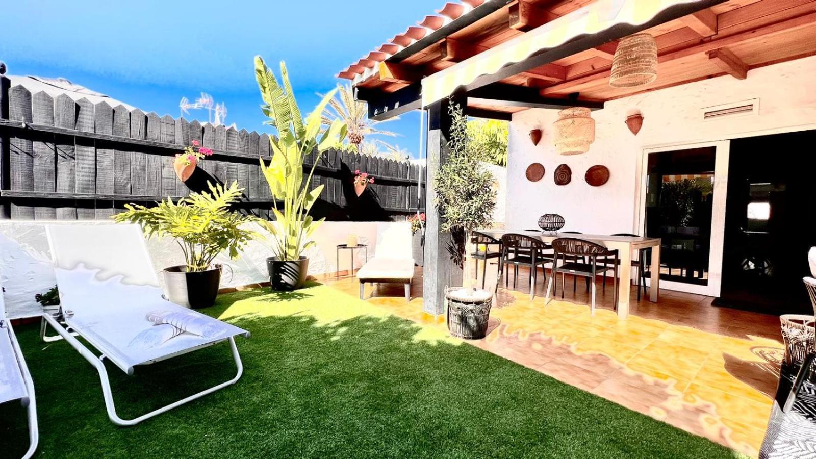 Oasis Beach Holiday Home With Jacuzzi Playa del Inglés Eksteriør bilde